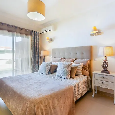 Luxury Condo-pool With Ac And Pool, Close To The By Algarve Dream Holidays Apartament *