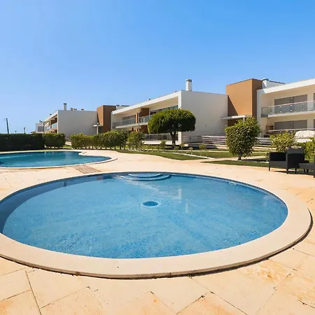 Luxury Condo-pool With Ac And Pool, Close To The By Algarve Dream Holidays Apartament Albufeira